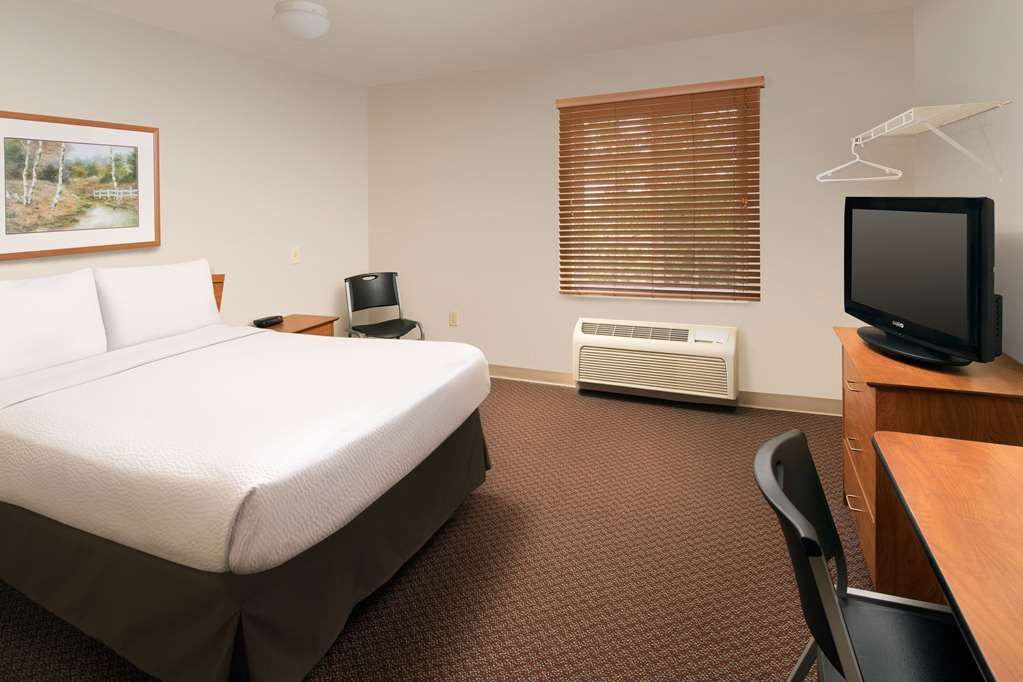 WoodSpring Suites Columbia Fort Jackson - photo 6