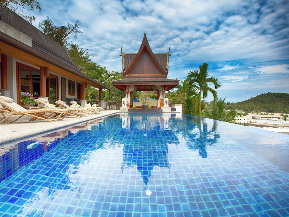 Baan Surin Sawan — 5-Star Luxury Hotel in Phuket, Thailand
