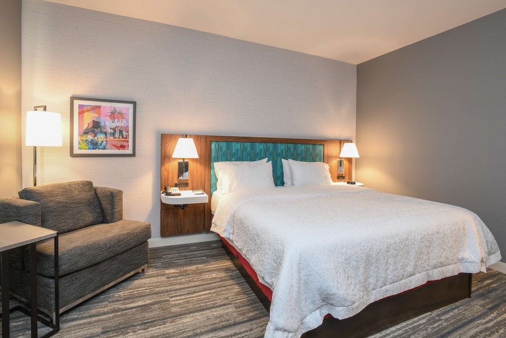 Hampton Inn & Suites Cincinnati Liberty Township - photo 30