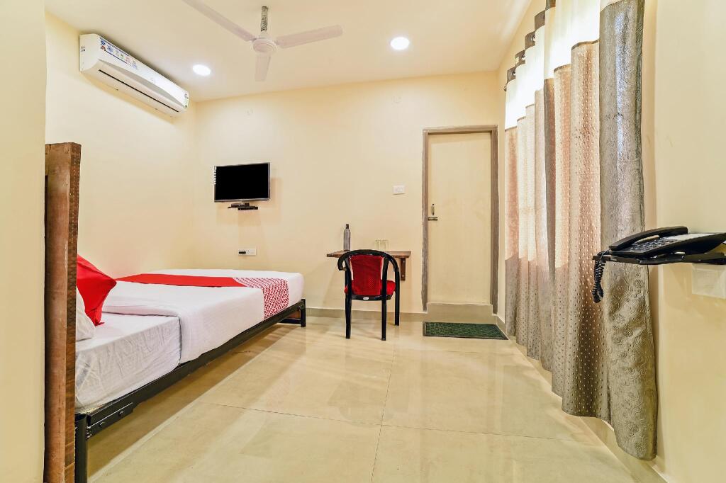 Hotel O Poddar Inn - last minute hotel in Guwahati