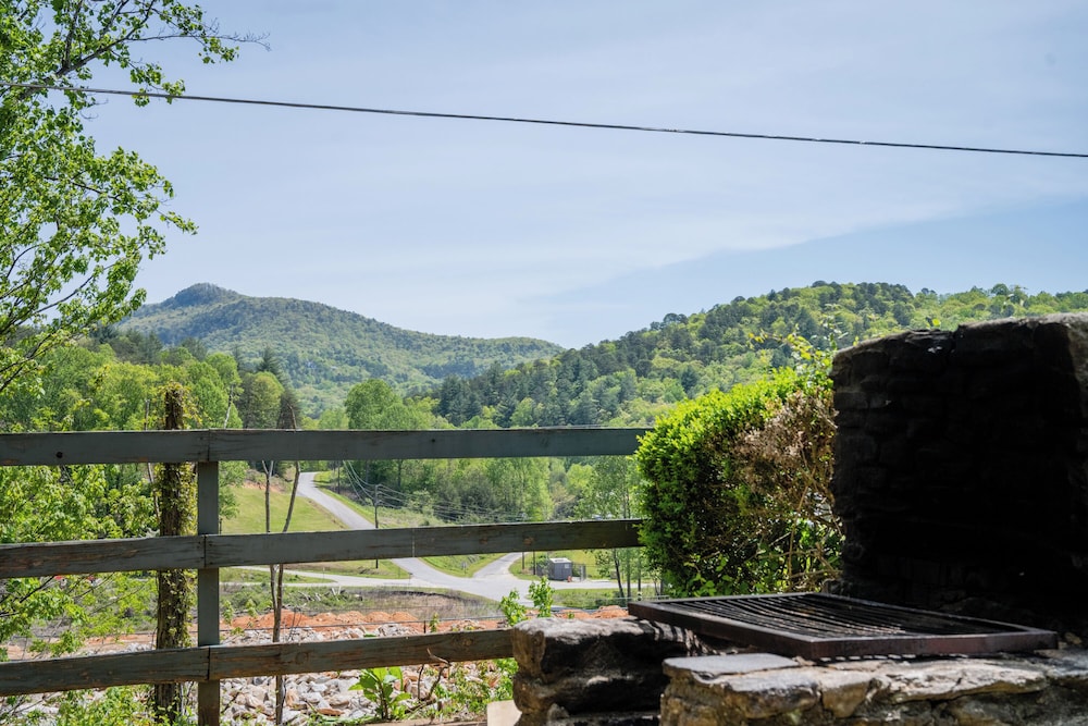 Mountain Aire Cottages & Inn - photo 275