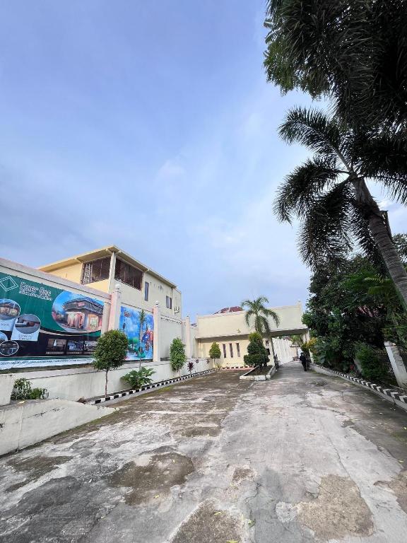 Emer One Moslem Friendly Hotel in Bukittinggi, Indonesia