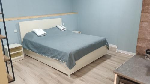 Twin's Twin Apartments