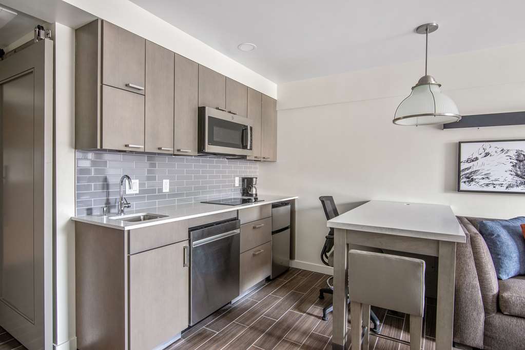 Hyatt House Sacramento Midtown - photo 15