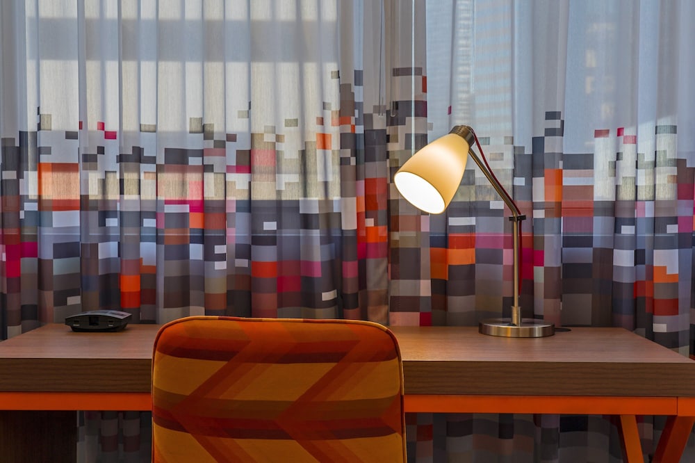 Aloft Houston Downtown - photo 7