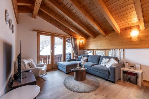 Dachwohnung Balma great overview of Zermatt — 4-Star Luxury Hotel in Zermatt, Switzerland
