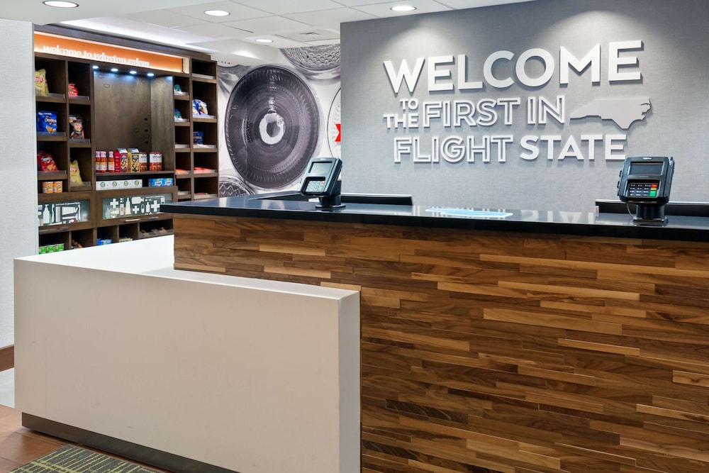 Hampton Inn & Suites Winston Salem University Area NC - photo 3