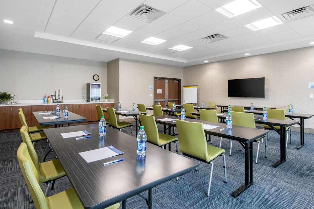 Holiday Inn Express & Suites West Melbourne by IHG - photo 61