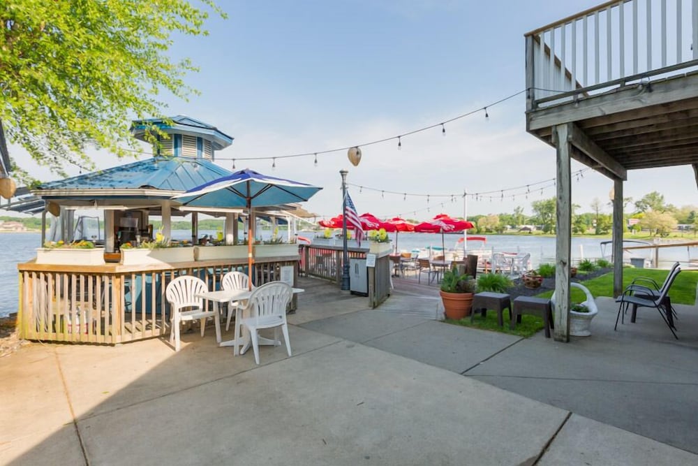 The Blue Heron Inn - photo 20