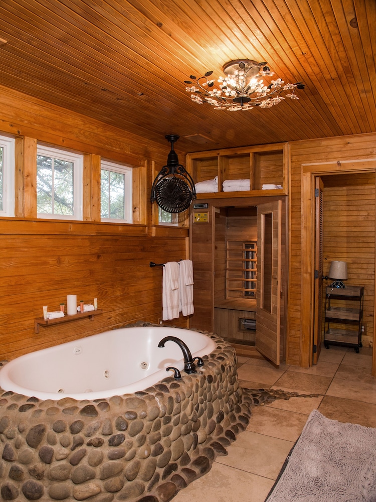 Beachside Boutique Inn - photo 27