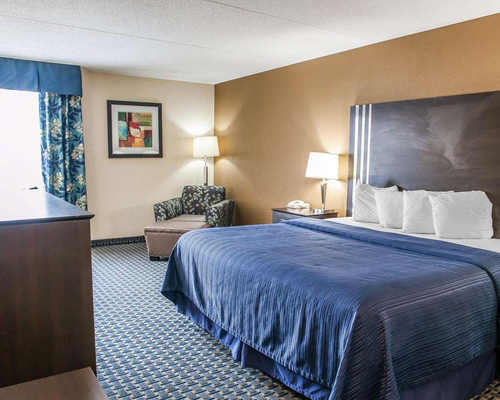 Quality Inn Terre Haute University Area - photo 17