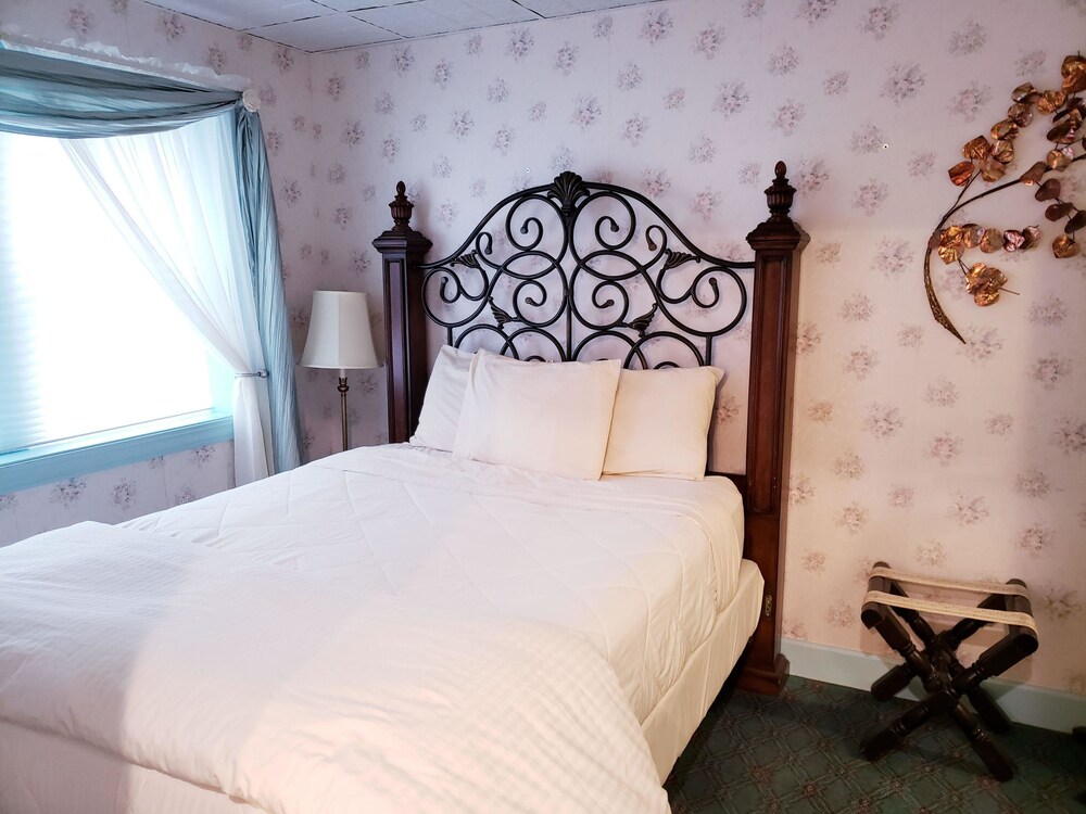Lowell Inn - photo 122