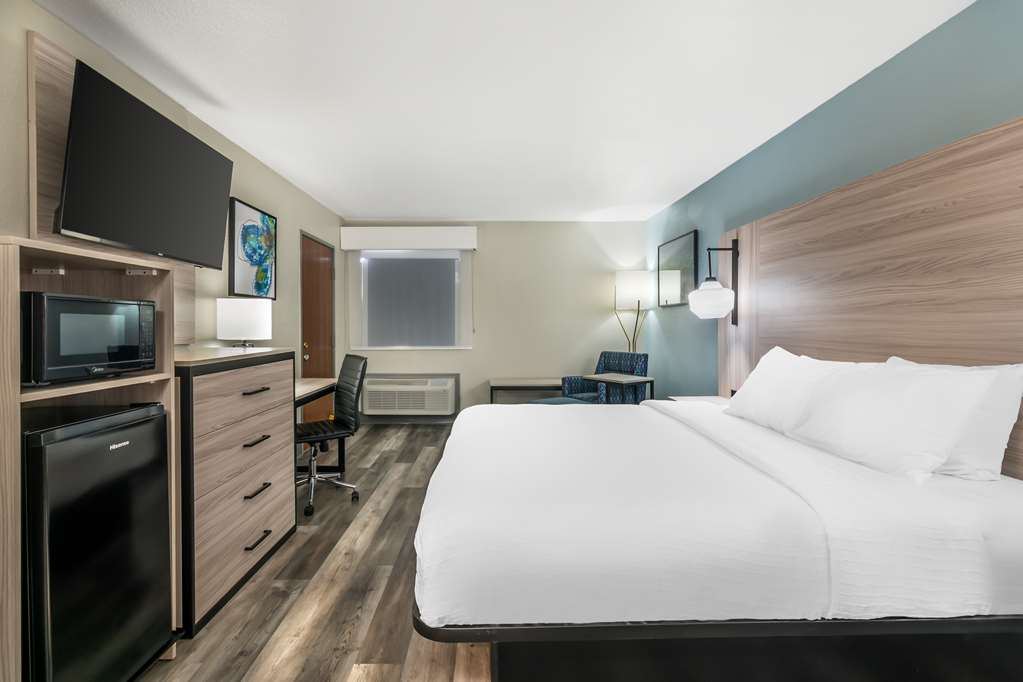 Best Western Park City Wichita North - photo 14