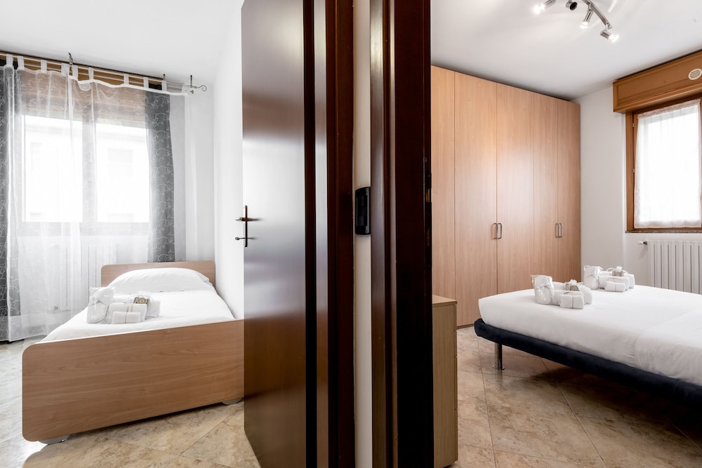 Suitelowcost Humanitas Apartment — Rozzano — photo 2