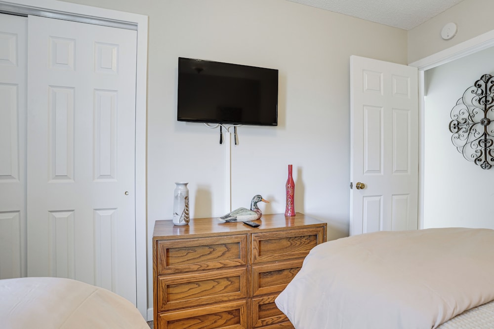 Modern Townhome at Wintergreen Resort - photo 18