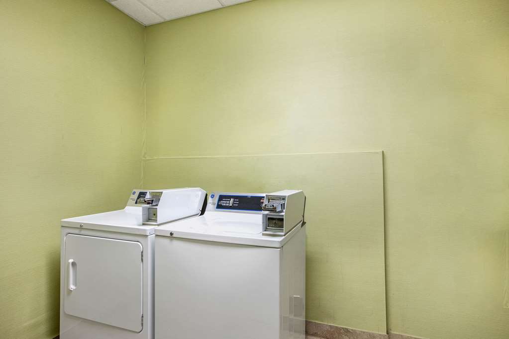 La Quinta Inn & Suites by Wyndham Conway - photo 37