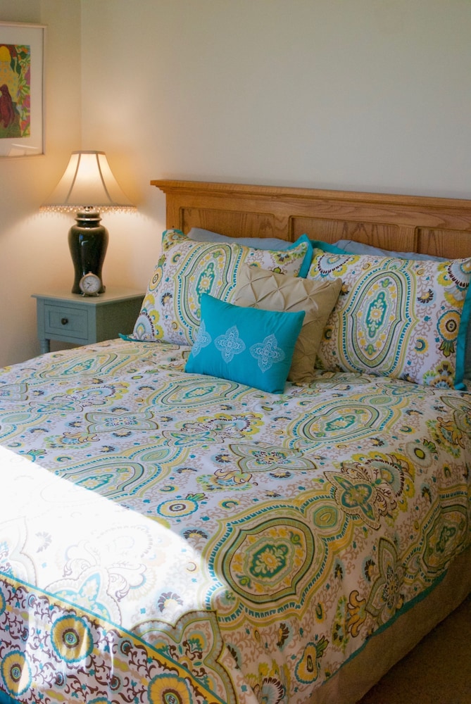 Settlement Courtyard Inn & Lavender Spa - photo 4