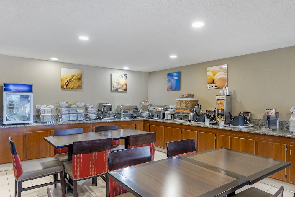 Comfort Inn & Suites Rocklin Roseville - photo 19