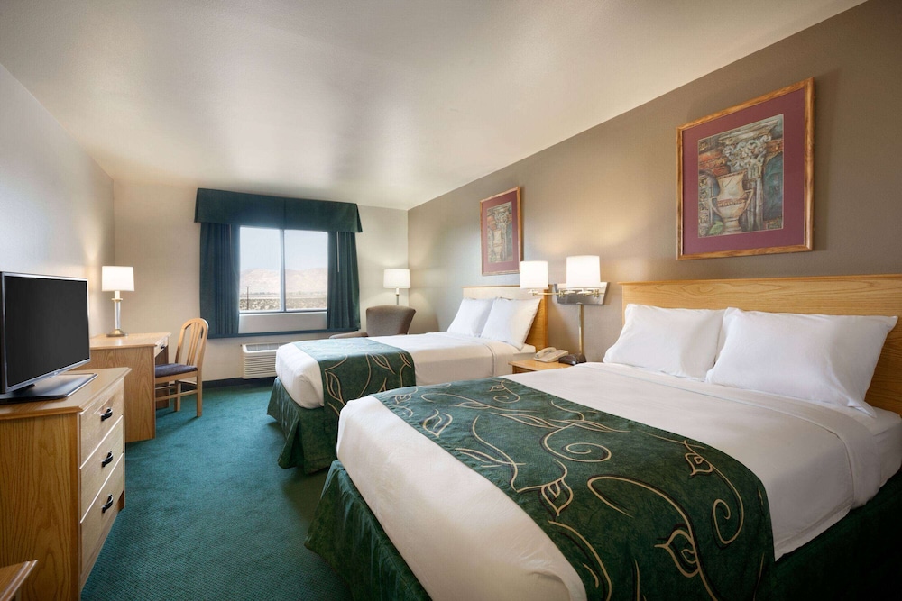 Travelodge by Wyndham Yermo - photo 9