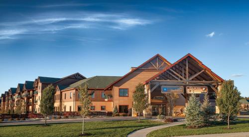 Wyndham Glacier Canyon 3BR Apartment with Resort Access in Baraboo, United States