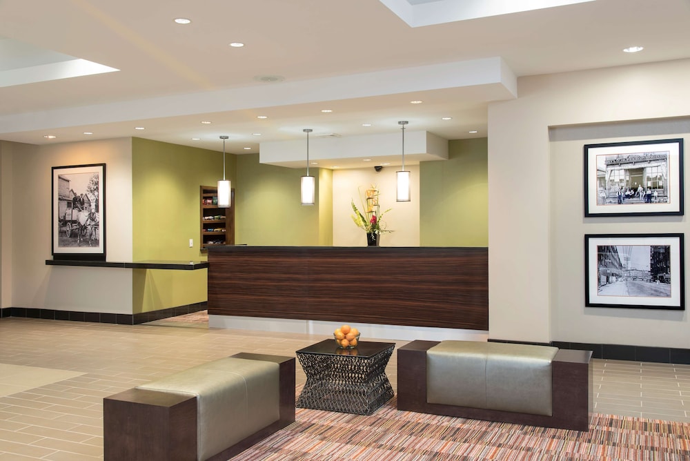 DoubleTree by Hilton Hotel Grand Rapids Airport - photo 6