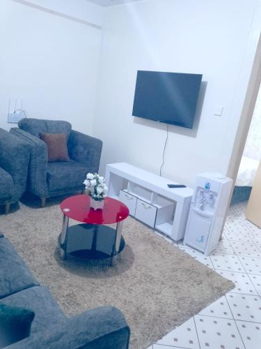 Lux Suites Wawazi Court Apartments