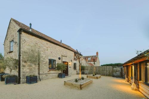 The Stable Hopewell