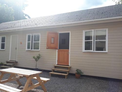 The Cabin at No 45 — 4-Star Luxury Hotel in Ballater, United Kingdom