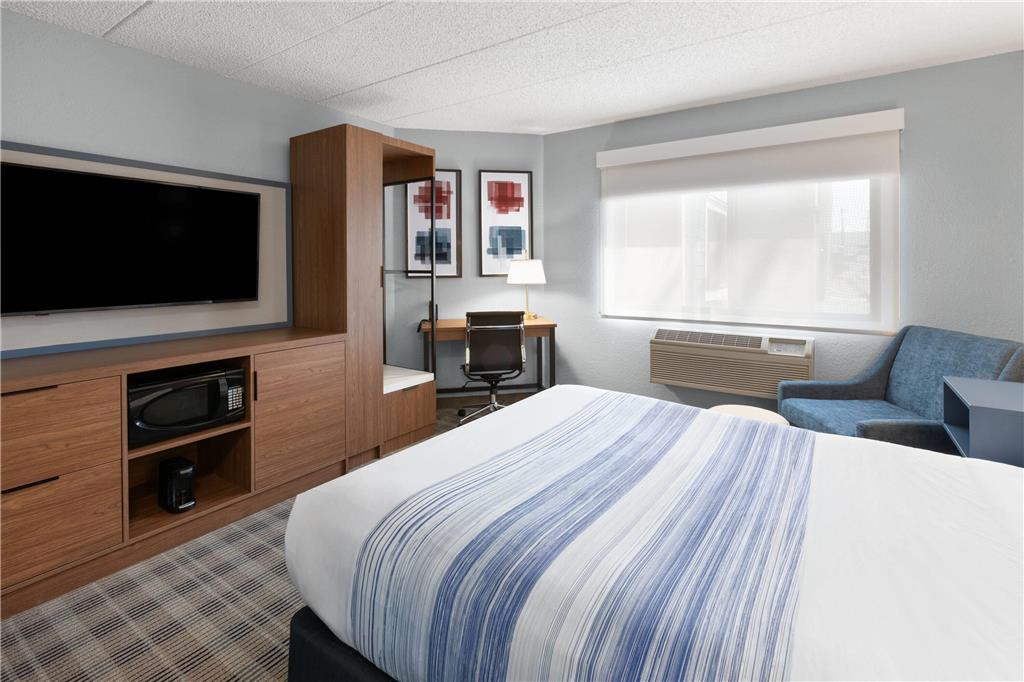 AmericInn by Wyndham Chippewa Falls - photo 24