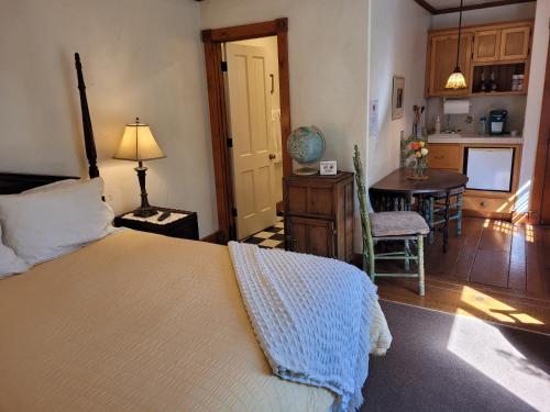 Oak Hill Inn - photo 4