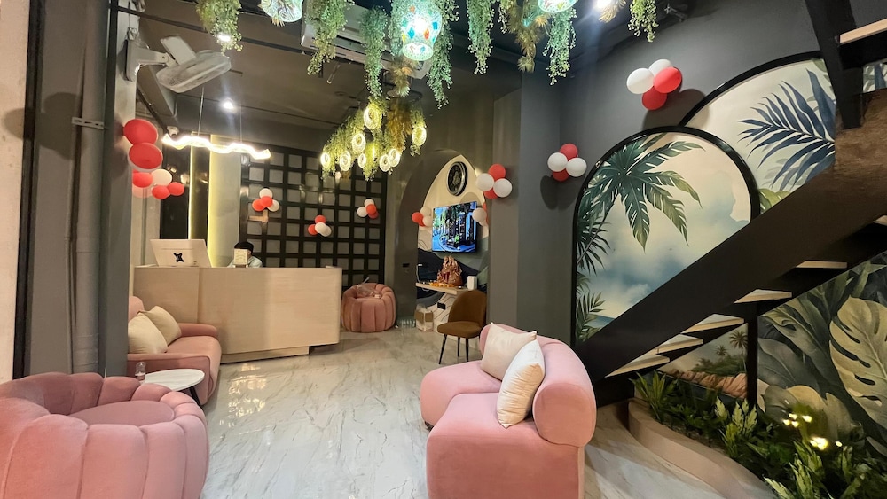 Red Leaf Hotels in Hisar, India