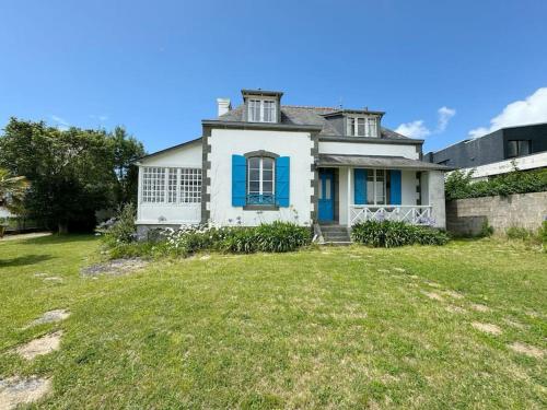 Panorama de Morgat I 100m de la Mer & Jardin in Crozon, France