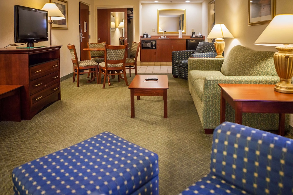 Hampton Inn & Suites Springfield Southwest - photo 11
