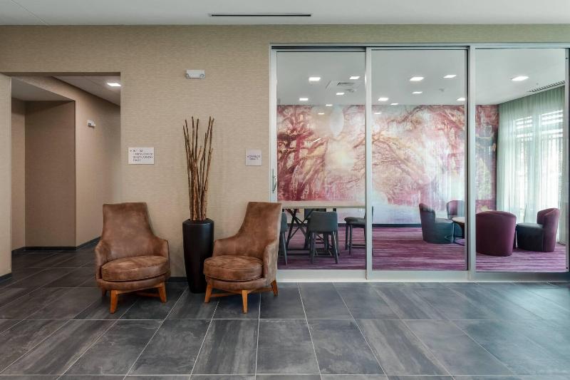 Courtyard by Marriott Savannah Airport - photo 21