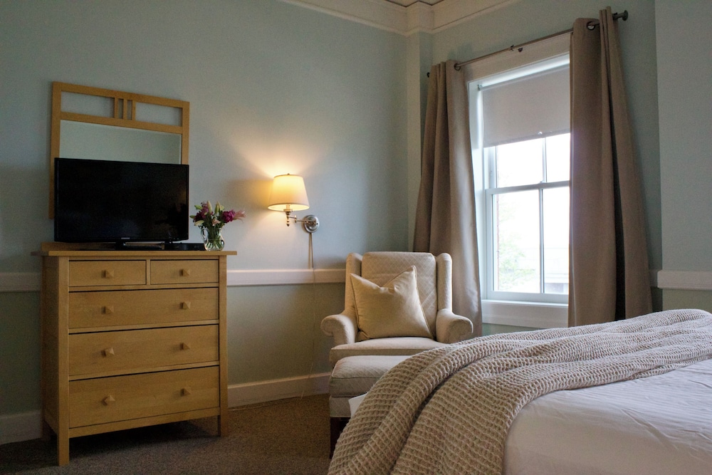 The McKernan Inn - photo 25