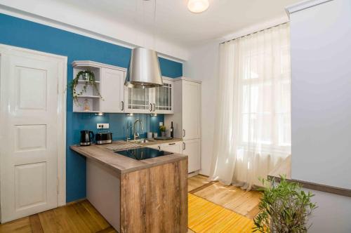 Elegant Central Apartment — 4-Star Luxury Hotel in Ljubljana, Slovenia