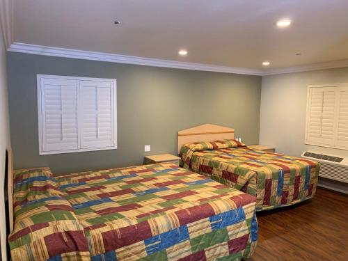 El Rey Inn - photo 7