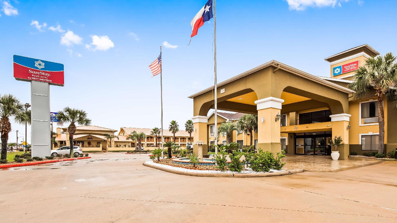 Surestay Plus Hotel By Best Western Alvin — hotel in Alvin