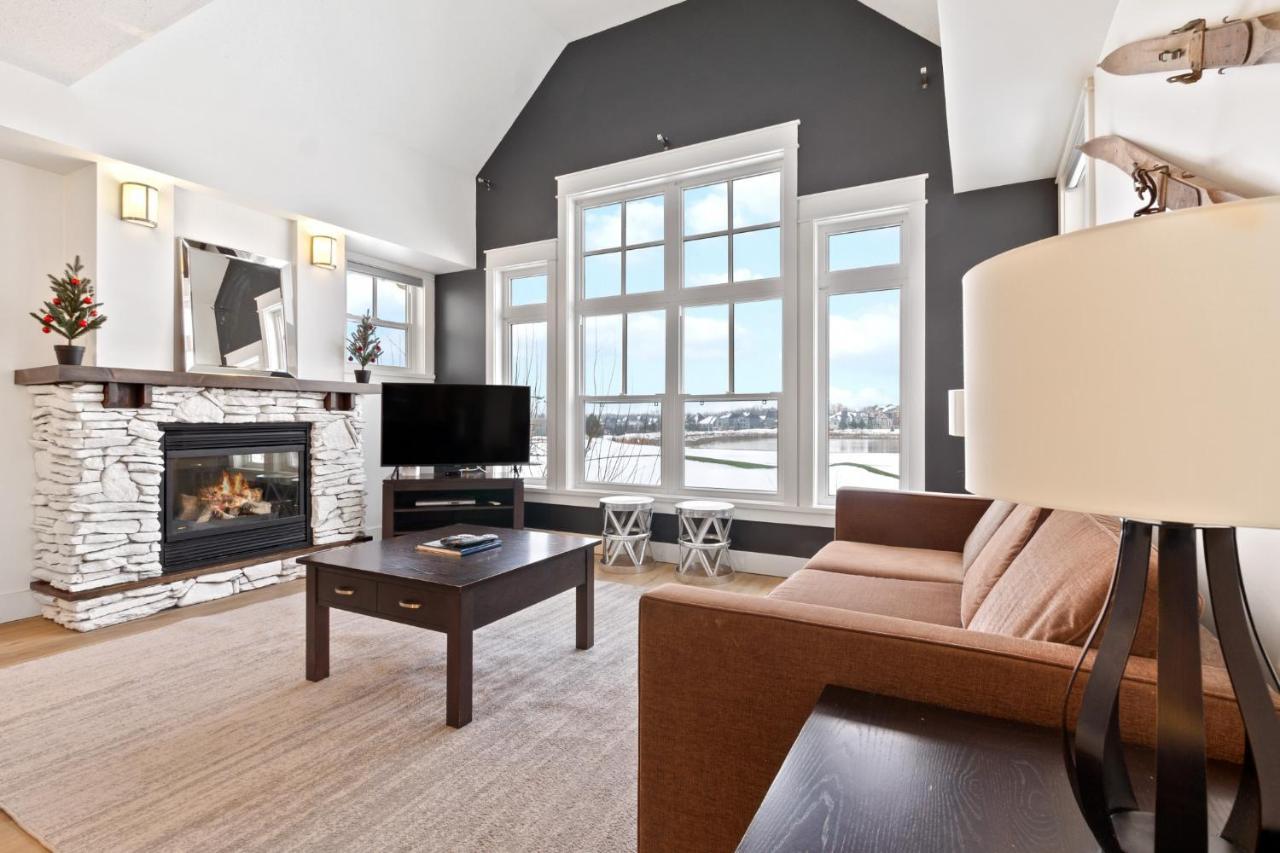 Rivergrass Home with Mountain and Golf Course Views — 4-Star Luxury Hotel in Collingwood, Canada