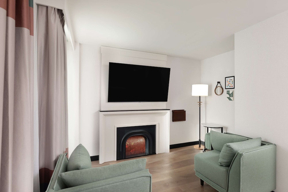 Pennyweight Hotel Boston Curio Collection by Hilton - photo 20