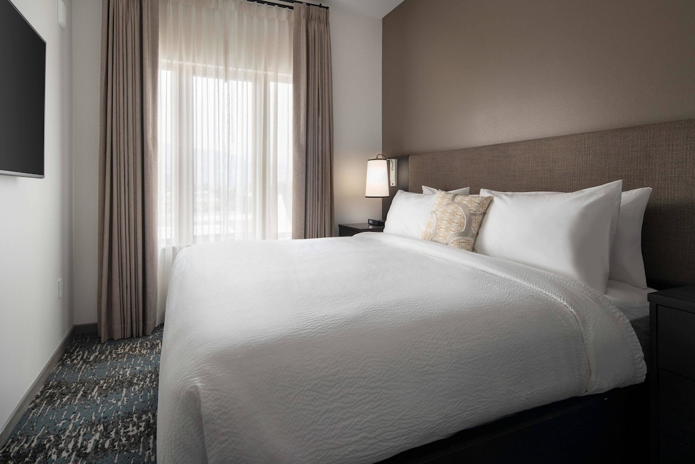 Residence Inn by Marriott Los Angeles Glendale - photo 16