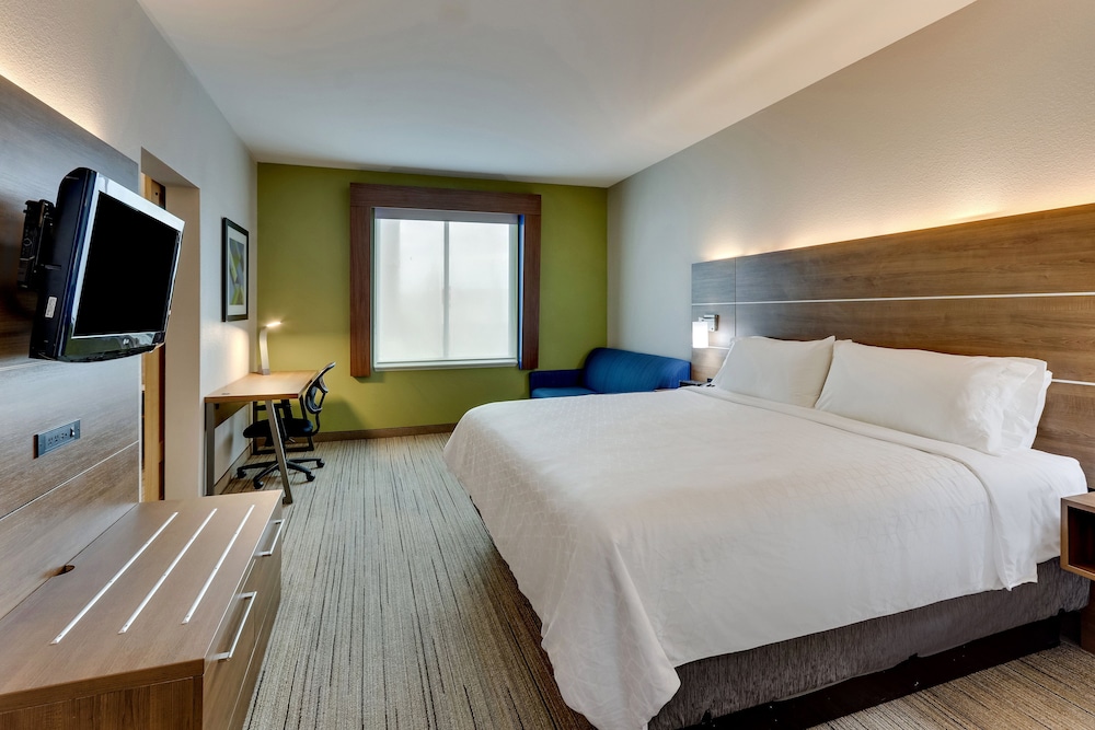 Holiday Inn Express & Suites Waxahachie by IHG - photo 7