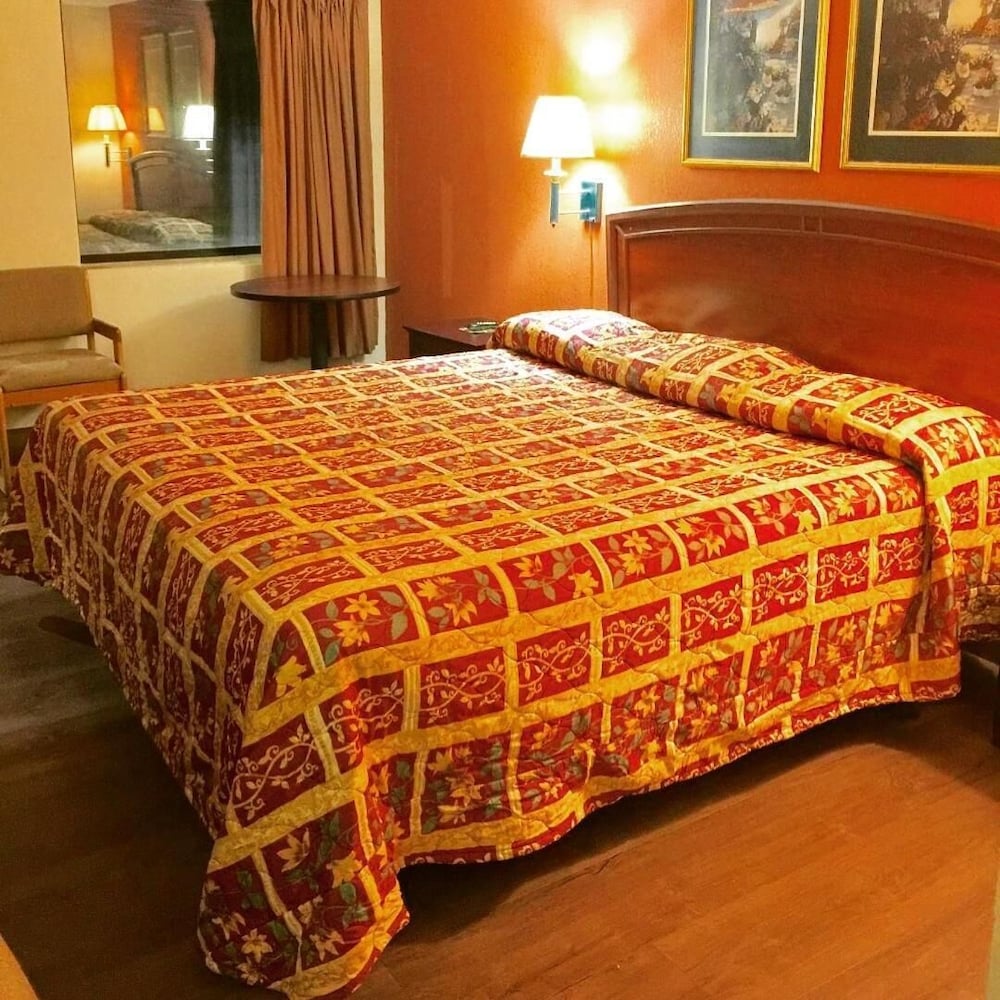 Ingleside Motel - photo 9