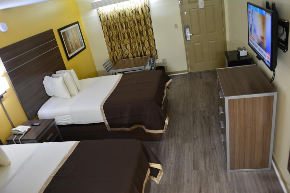 Southern Inn Lumberton - photo 26