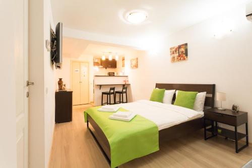 Heart of Bucharest Studio — 4-Star Luxury Hotel in Bucharest, Romania
