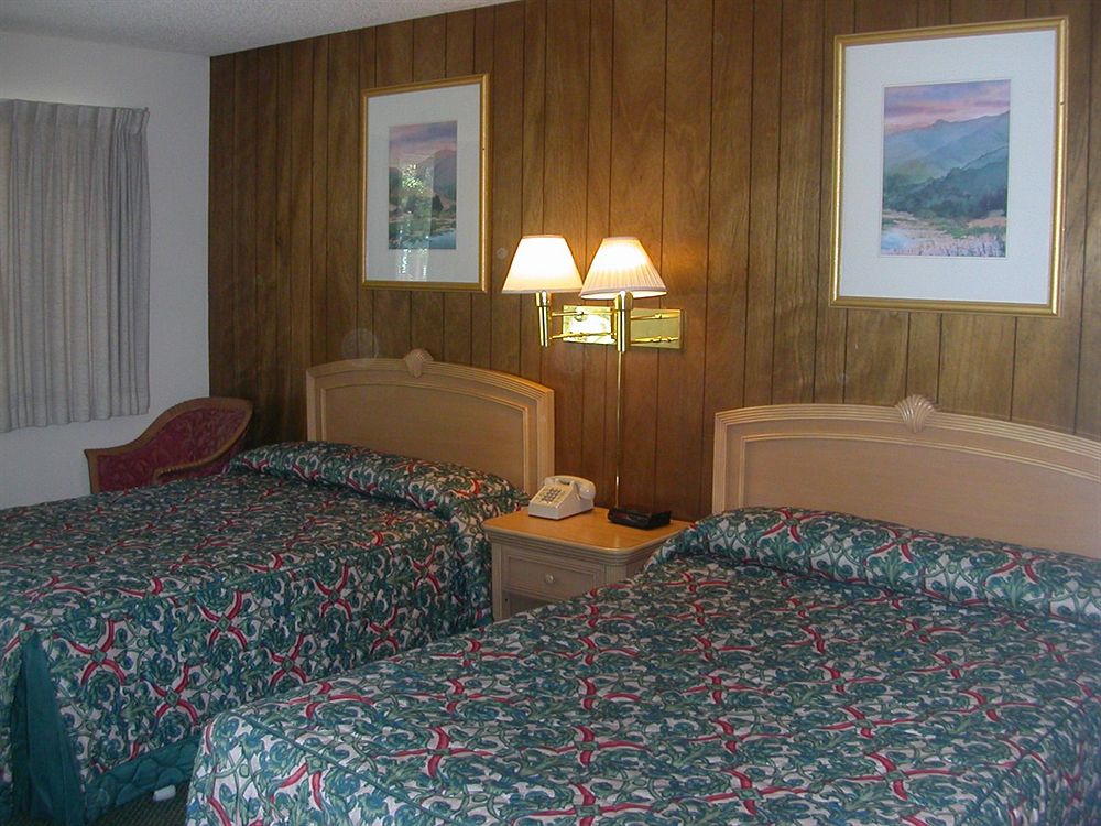 Green Lantern Motel - photo 6