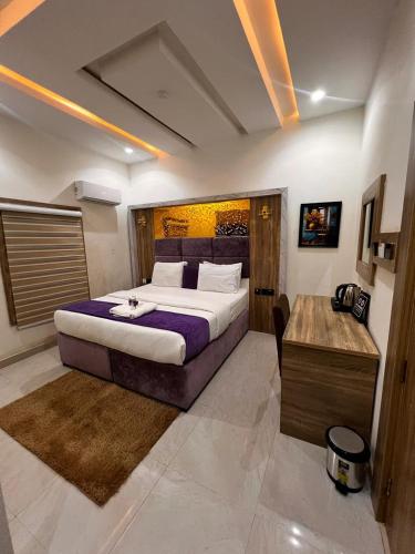 Triple J Universal Hotel and Suites — Asaba — photo 4