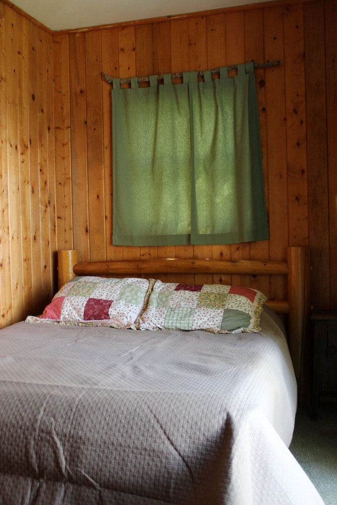 Gathering Place Resort & Lodge - photo 6