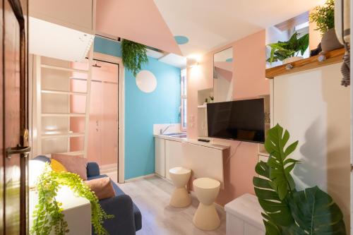 The 62 Home l Homkeey Apartments — 4-Star Luxury Hotel in Rome, Italy