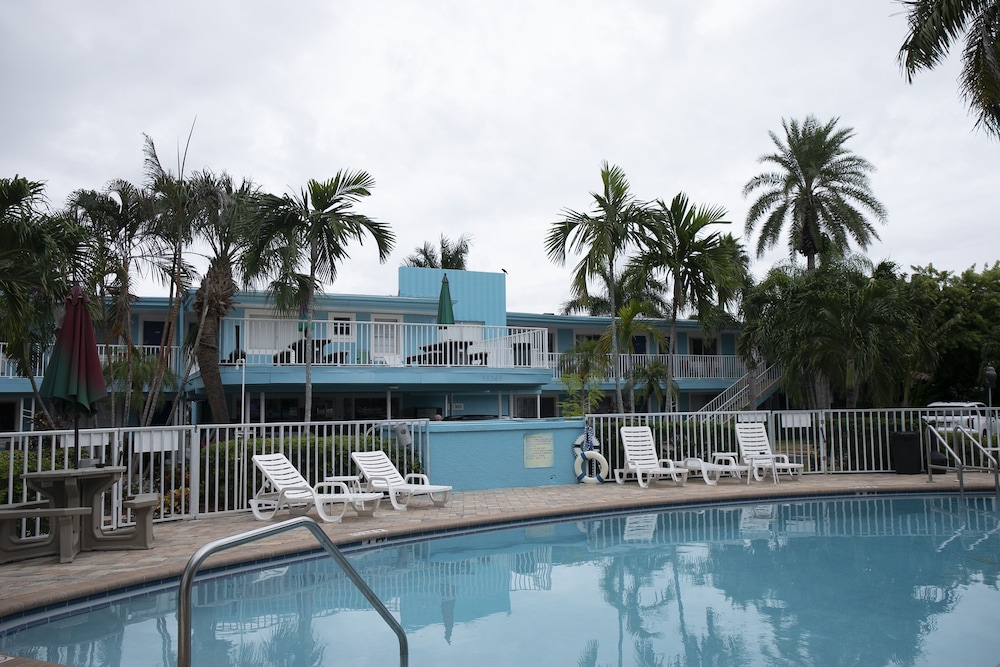 The Bayside Inn & Marina - photo 28